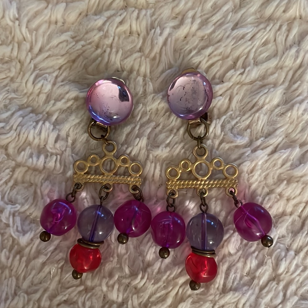 Vintage style clip on earrings